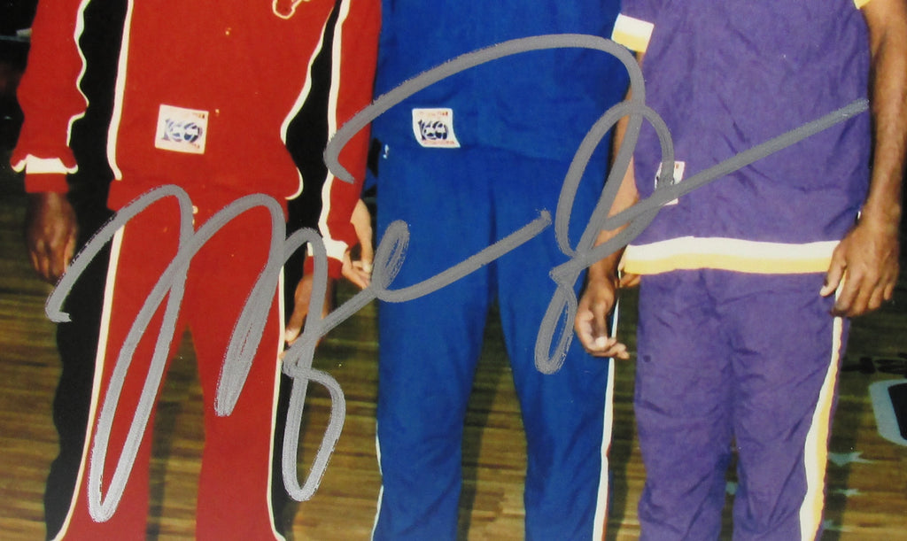 Michael Jordan Signed 8x10 Photo With COA (2370712) (Bulls)