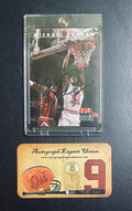 Michael Jordan Signed Card With COA (121079) (Bulls)