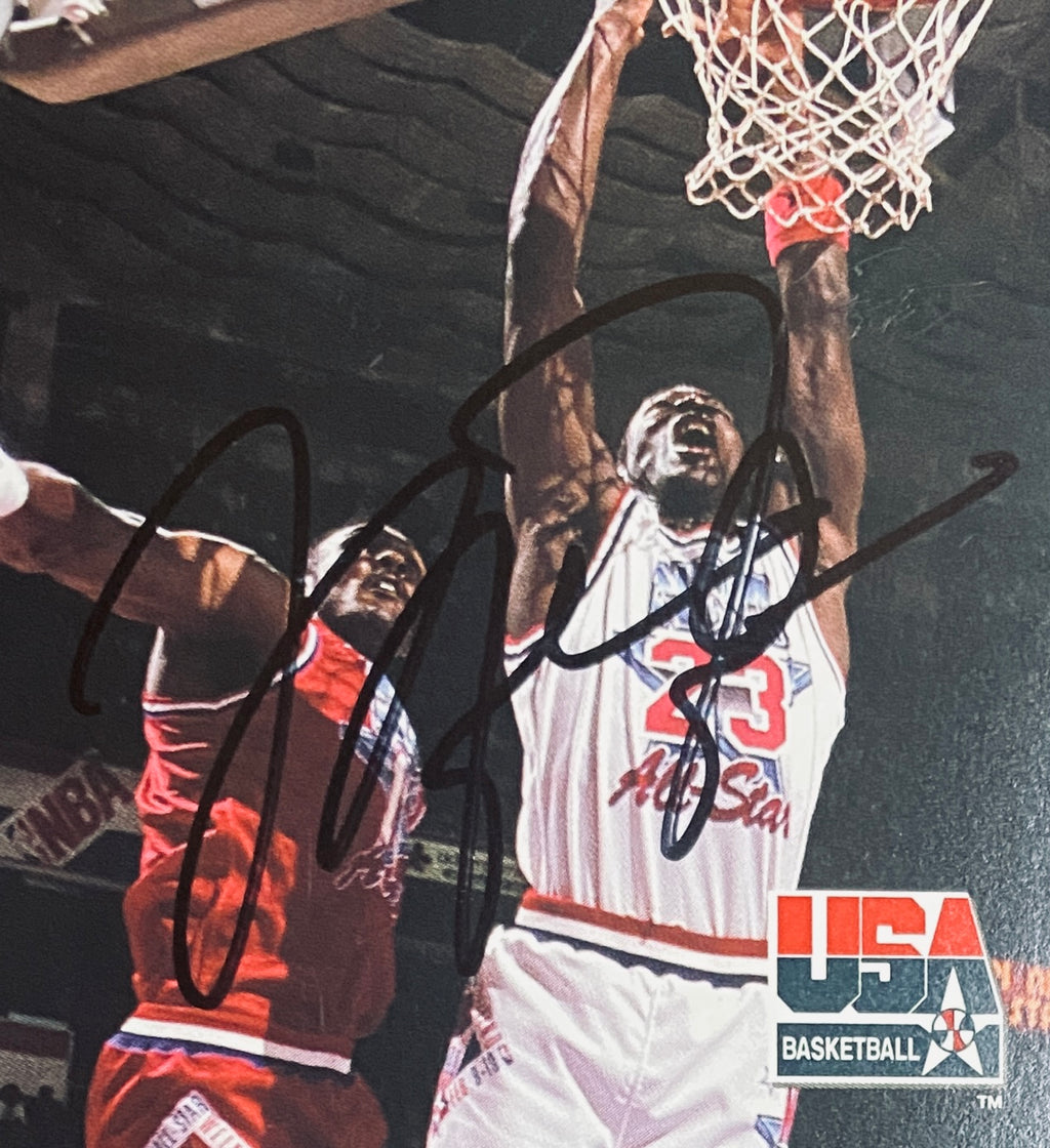 Michael Jordan Signed Card With COA (121079) (Bulls)