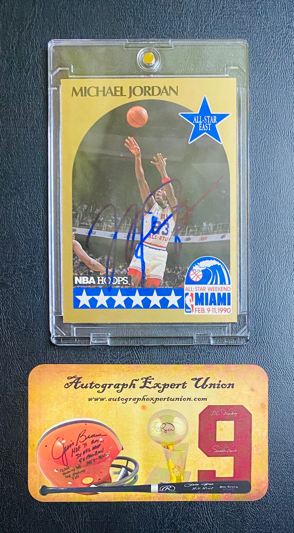 Michael Jordan Signed Card With COA (121196) (Bulls)