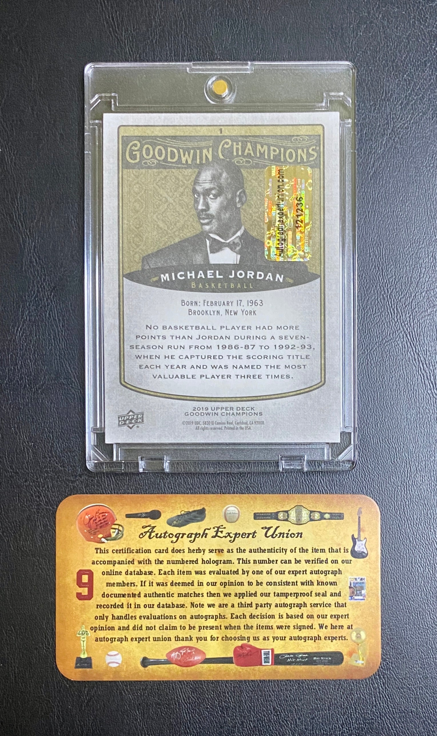 Michael Jordan Signed Card With COA (121236) (Bulls)