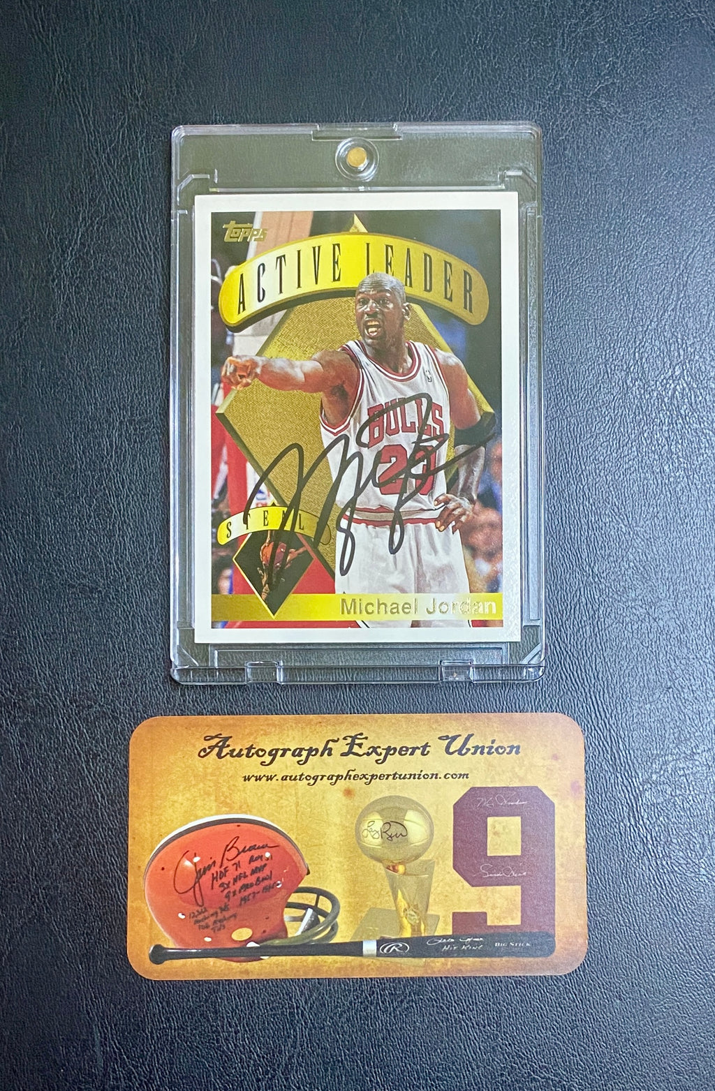 Michael Jordan Signed Card With COA (121241) (Bulls)