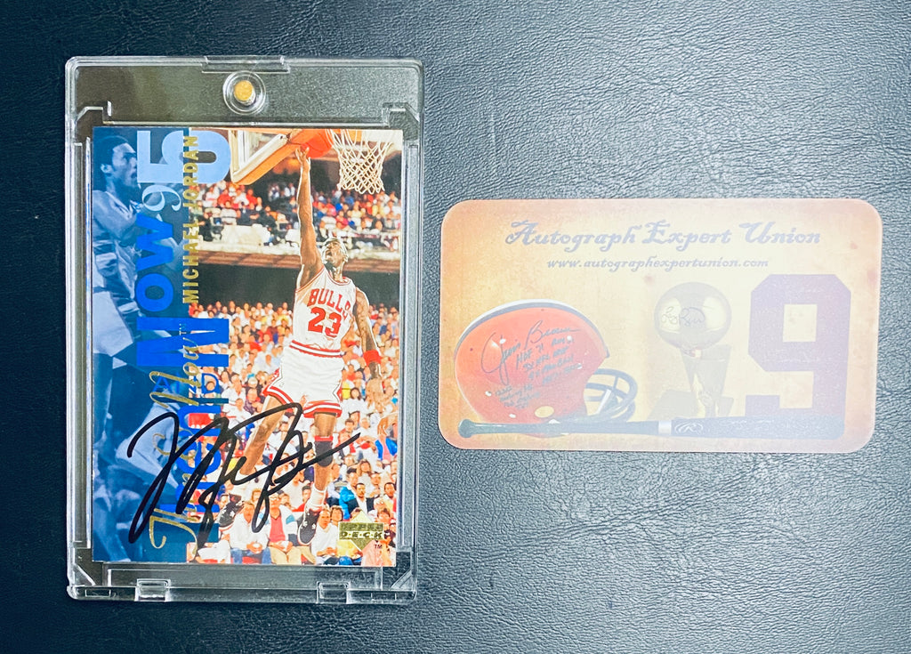 Michael Jordan Signed Card With COA (121264) (Bulls)