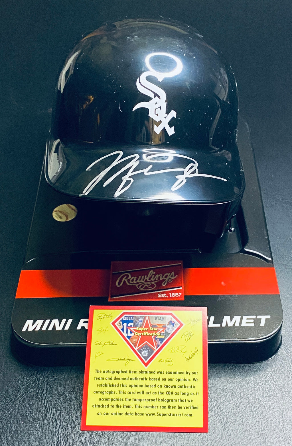Michael Jordan Signed Mini Helmet With COA (130634) (White Sox)