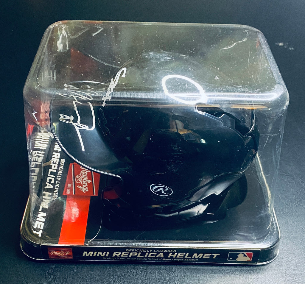 Michael Jordan Signed Mini Helmet With COA (130634) (White Sox)