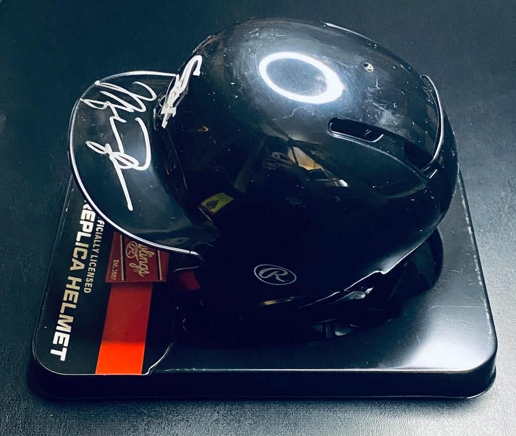Michael Jordan Signed Mini Helmet With COA (130634) (White Sox)