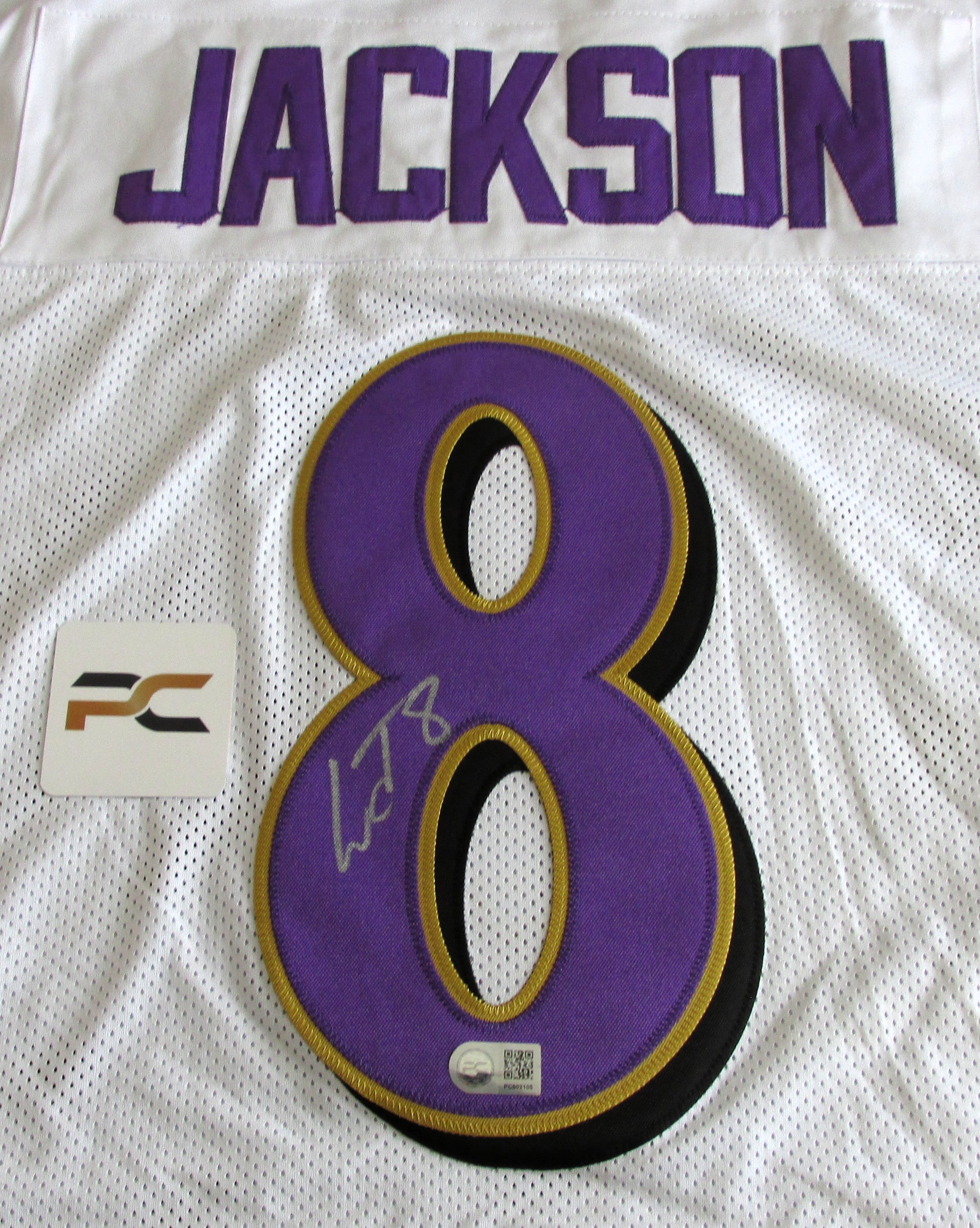 Lamar Jackson Signed Jersey With COA (PC602105) (Ravens)