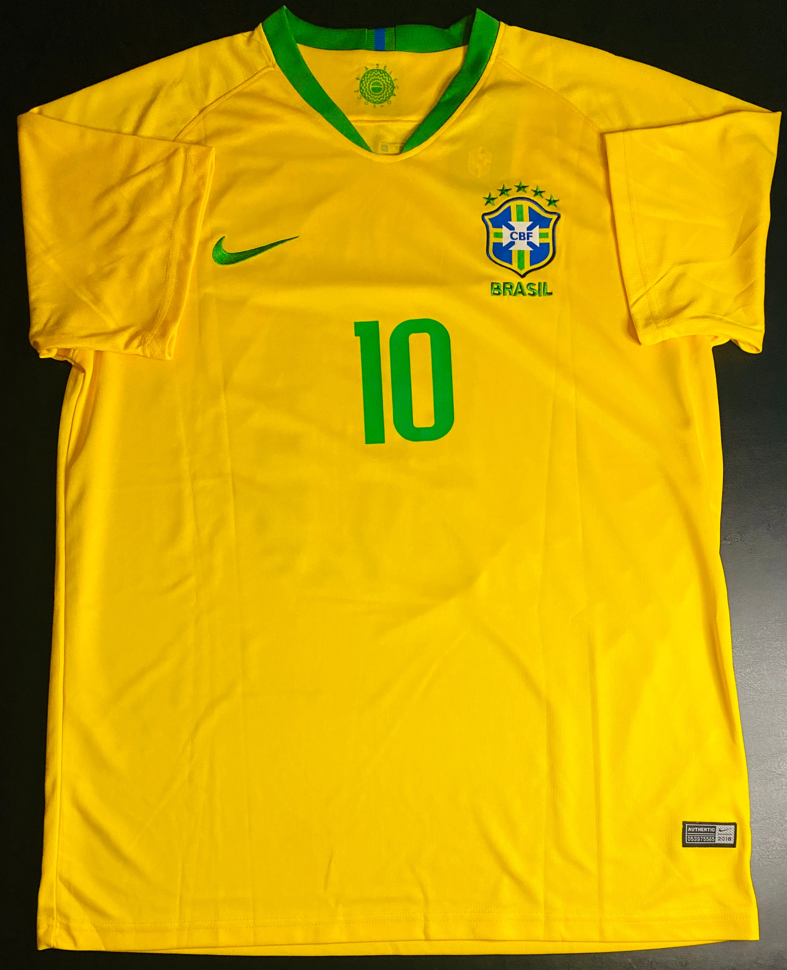 Neymar Jr Signed Jersey With COA (988021) (Brazil)