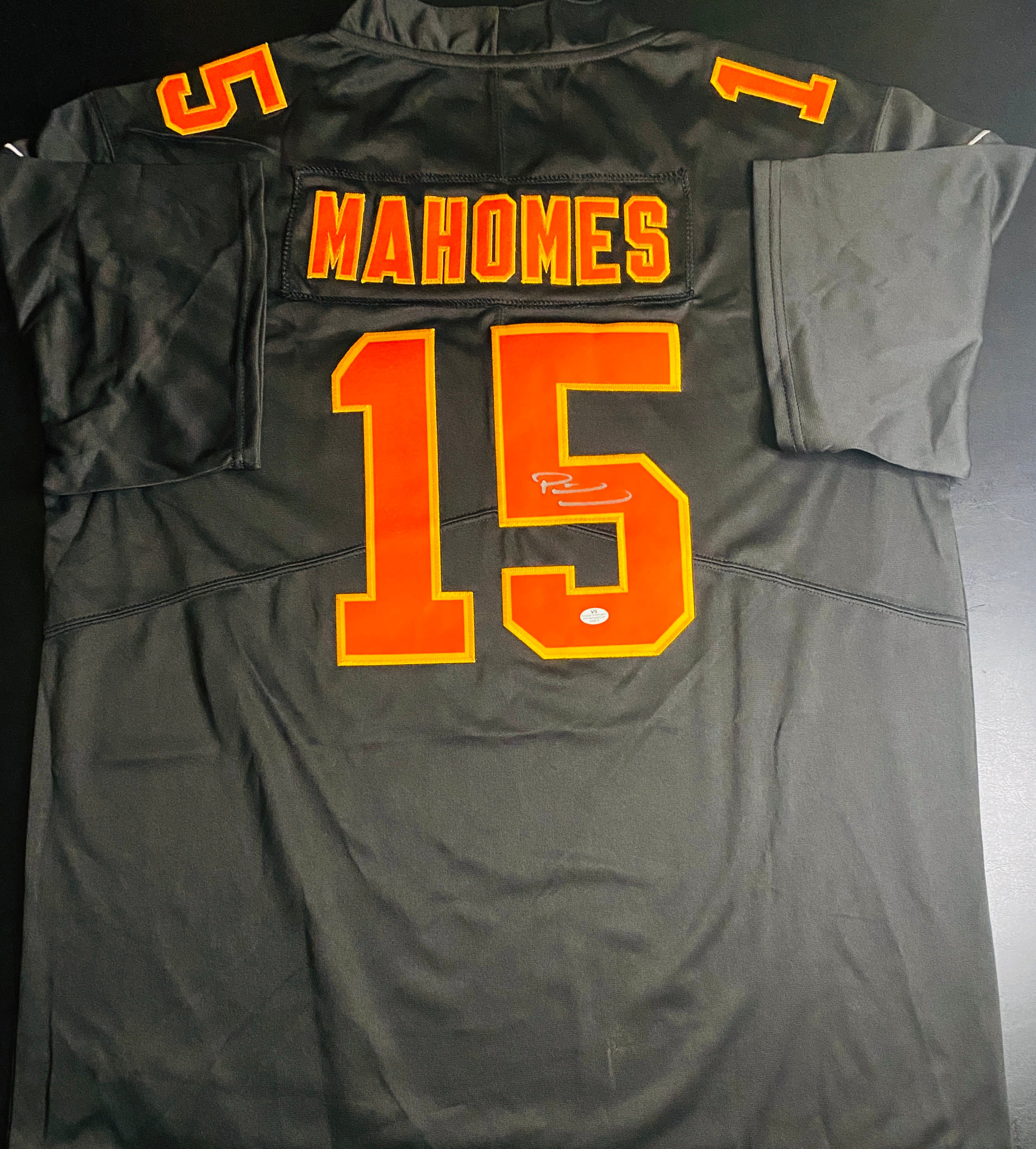 Patrick Mahomes Signed Jersey With COA (A54210) (Chiefs)