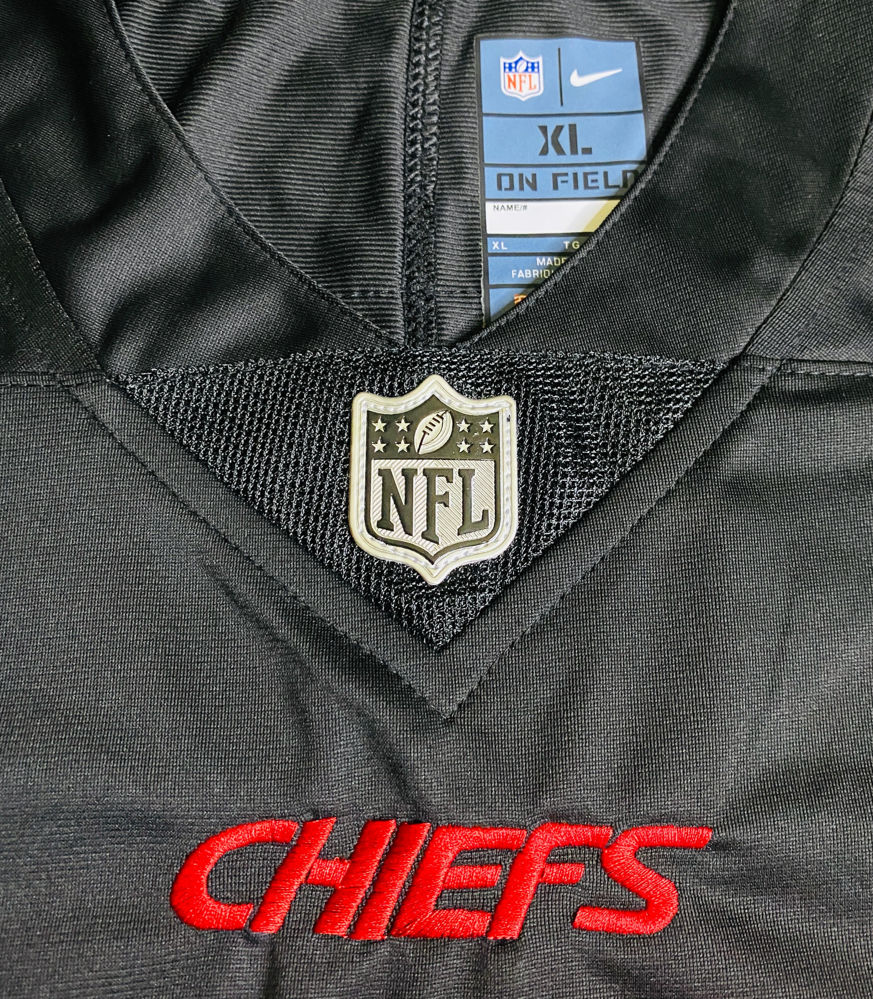 Patrick Mahomes Signed Jersey With COA (A54210) (Chiefs)