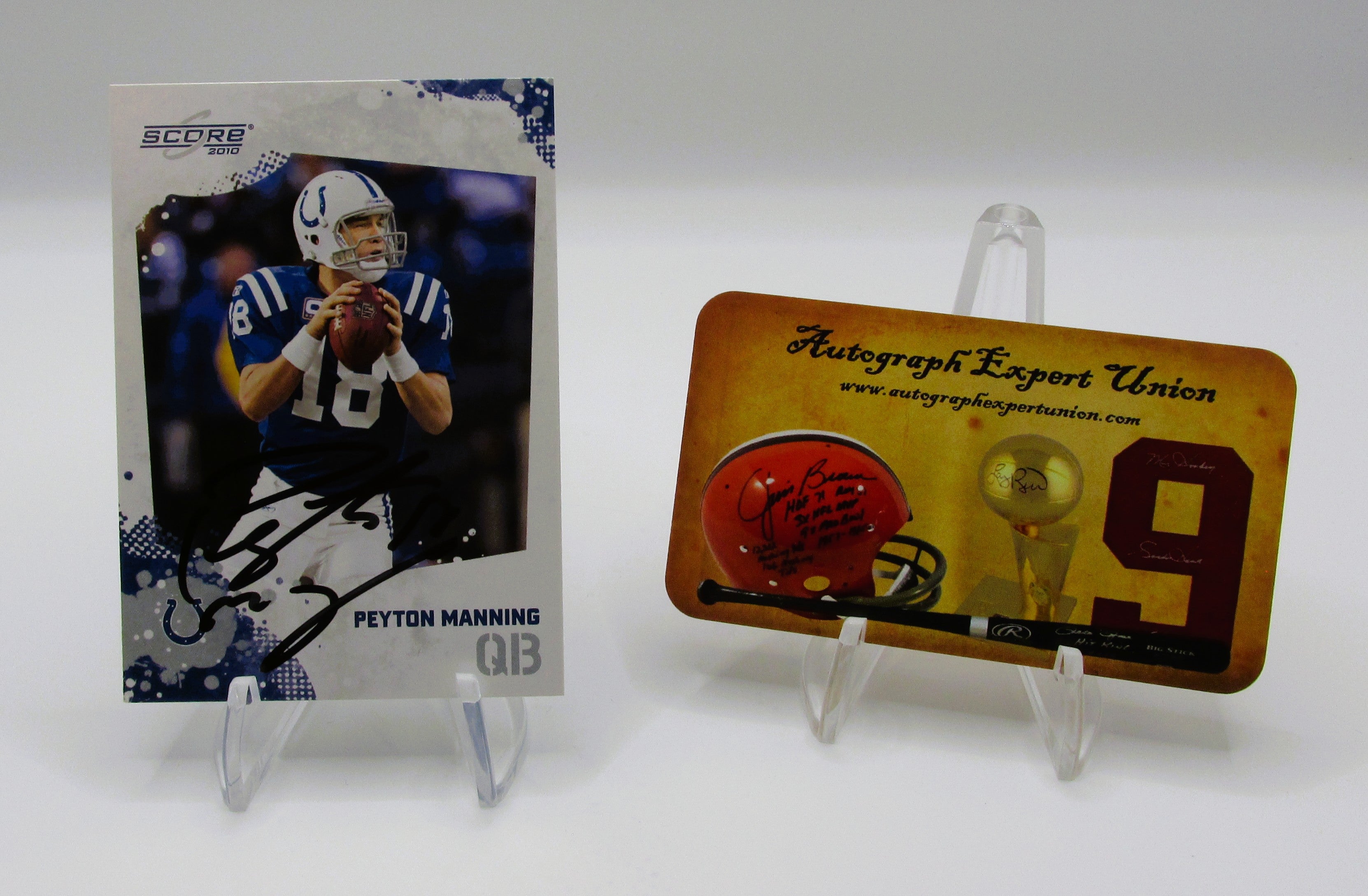 Peyton Manning Signed Card With COA (109776) (Colts)