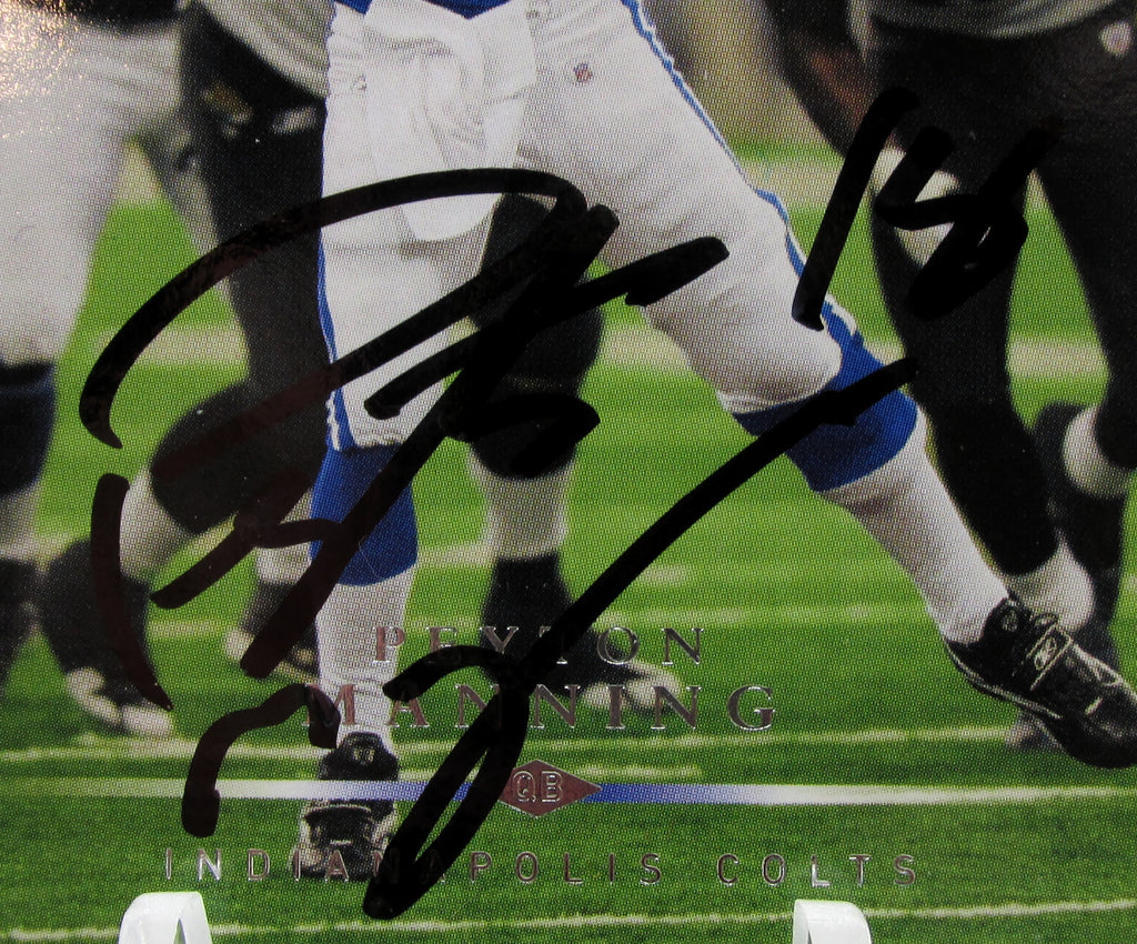 Peyton Manning Signed Sports Card With COA (109657) (Colts)
