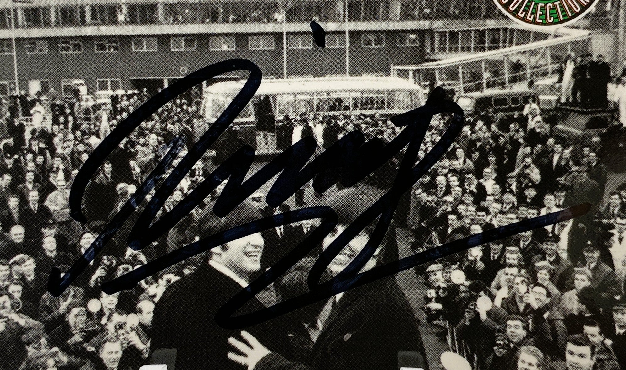 Ringo Starr Signed Trading Card With COA (119883)