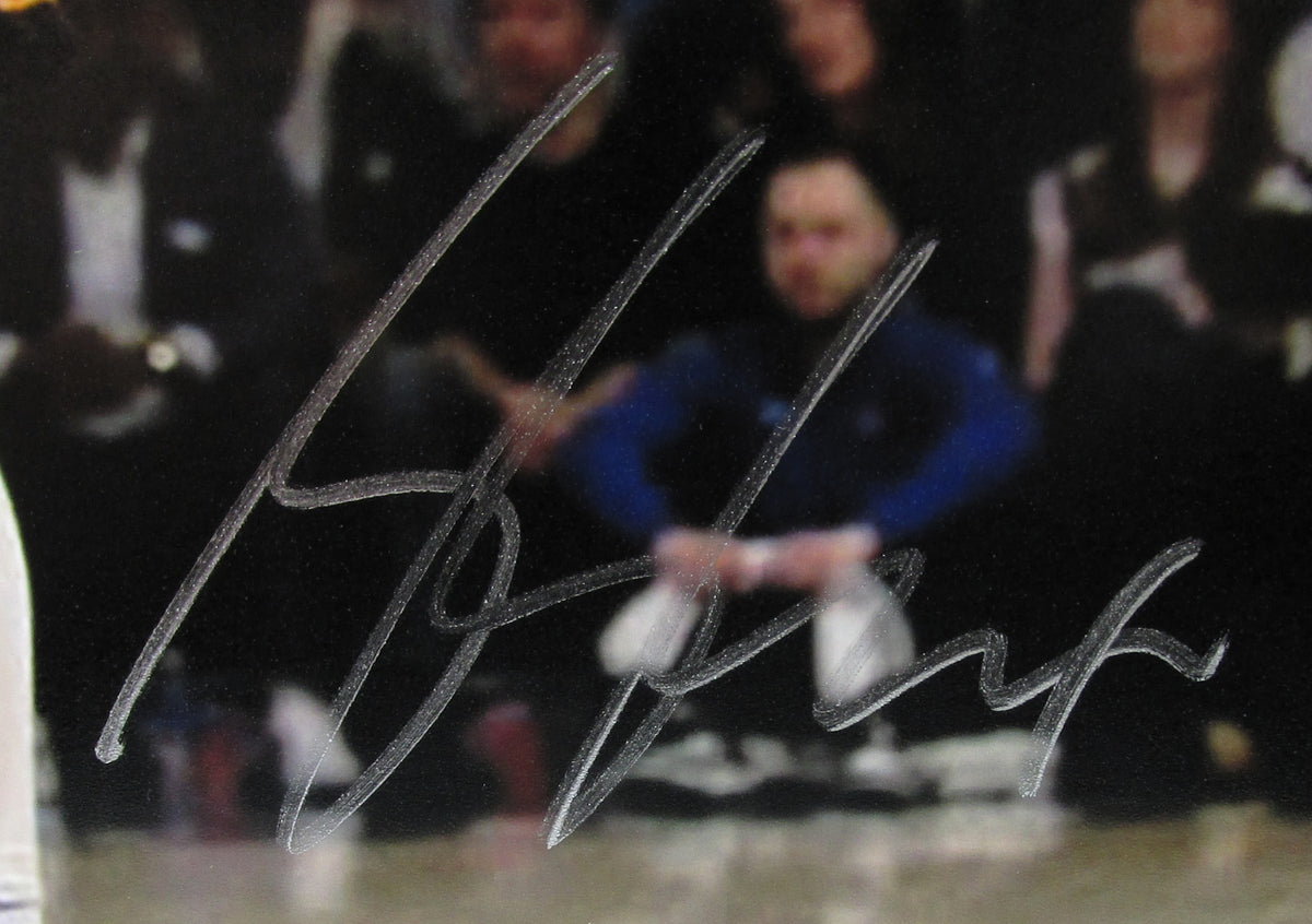 Shai Gilgeous-Alexander Signed 8x10 Photo With COA (2373504) (Thunder)