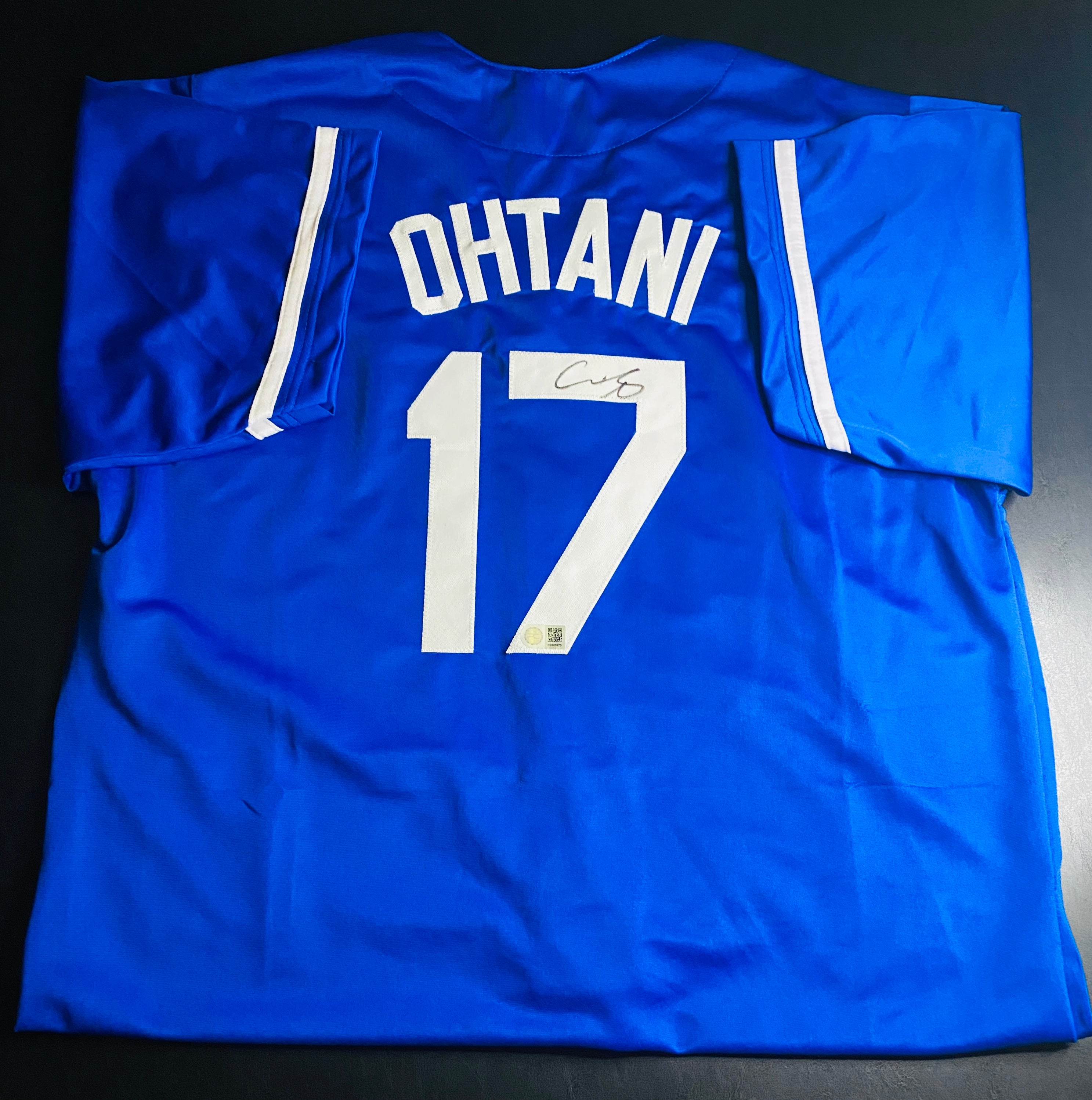 Shohei Ohtani Signed Jersey With COA (PC602675) (Dodgers)