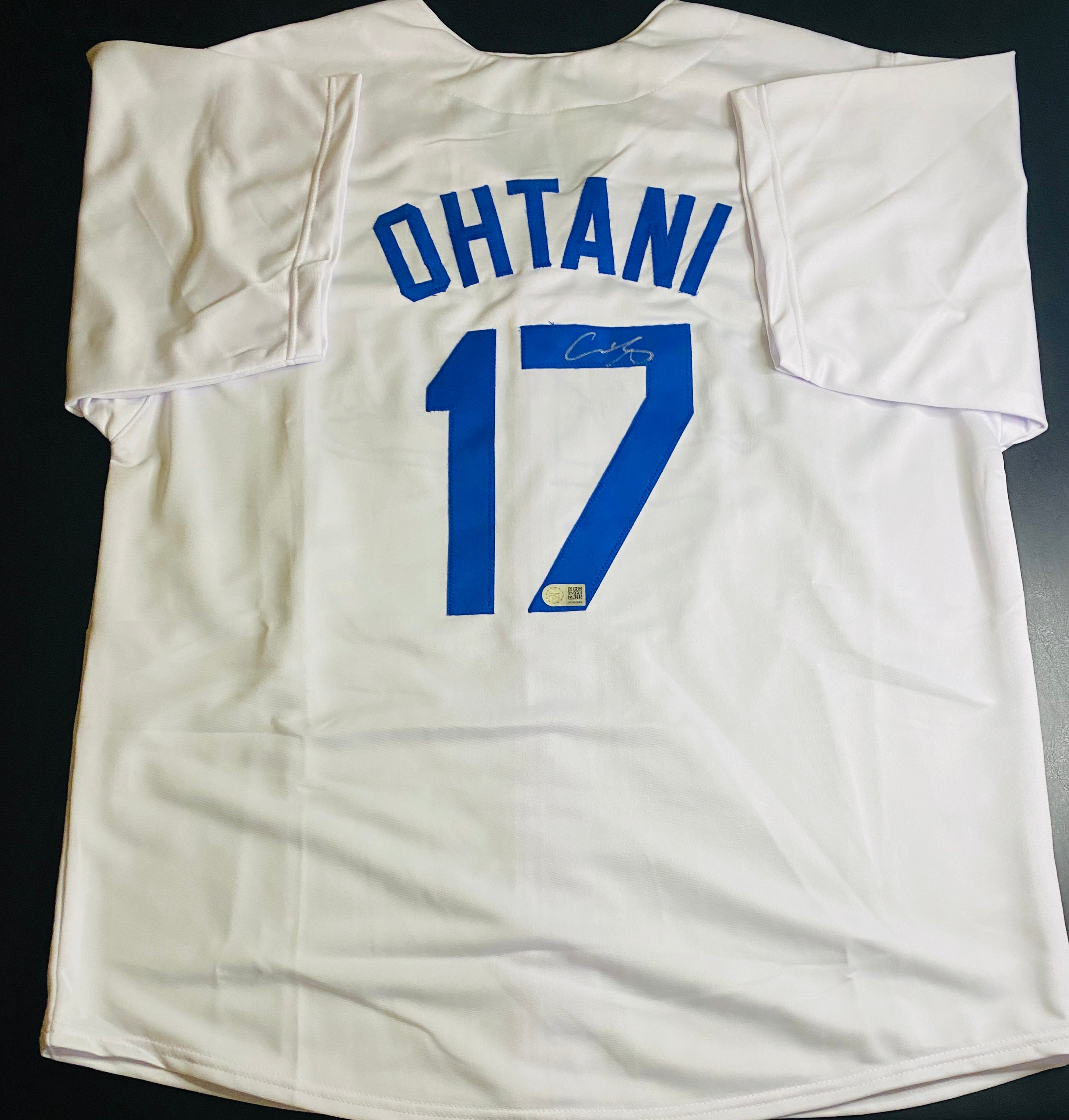 Shohei Ohtani Signed Jersey With COA (PC602689) (Dodgers)