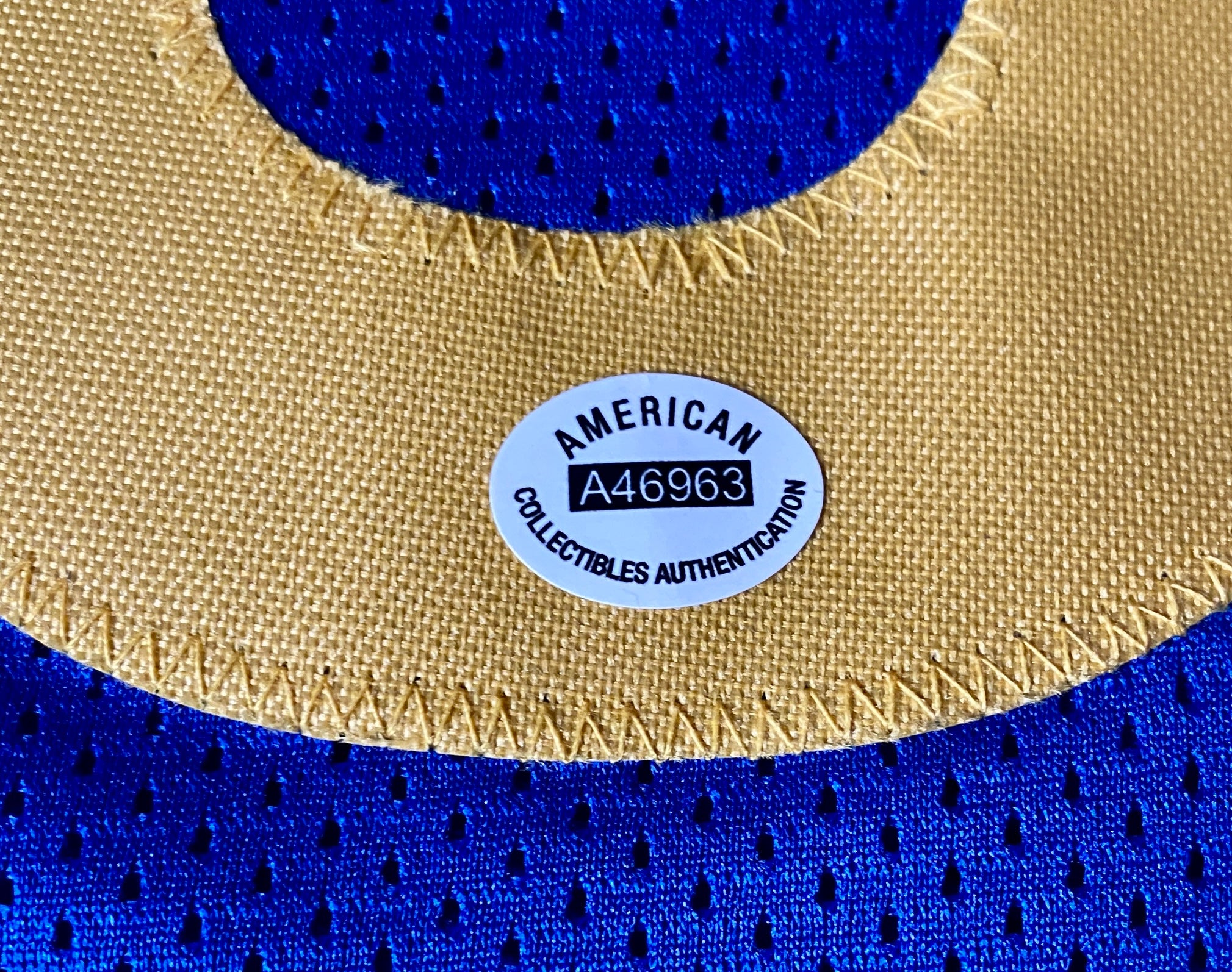 Steph Curry Signed Jersey With COA (A46963) (Warriors)