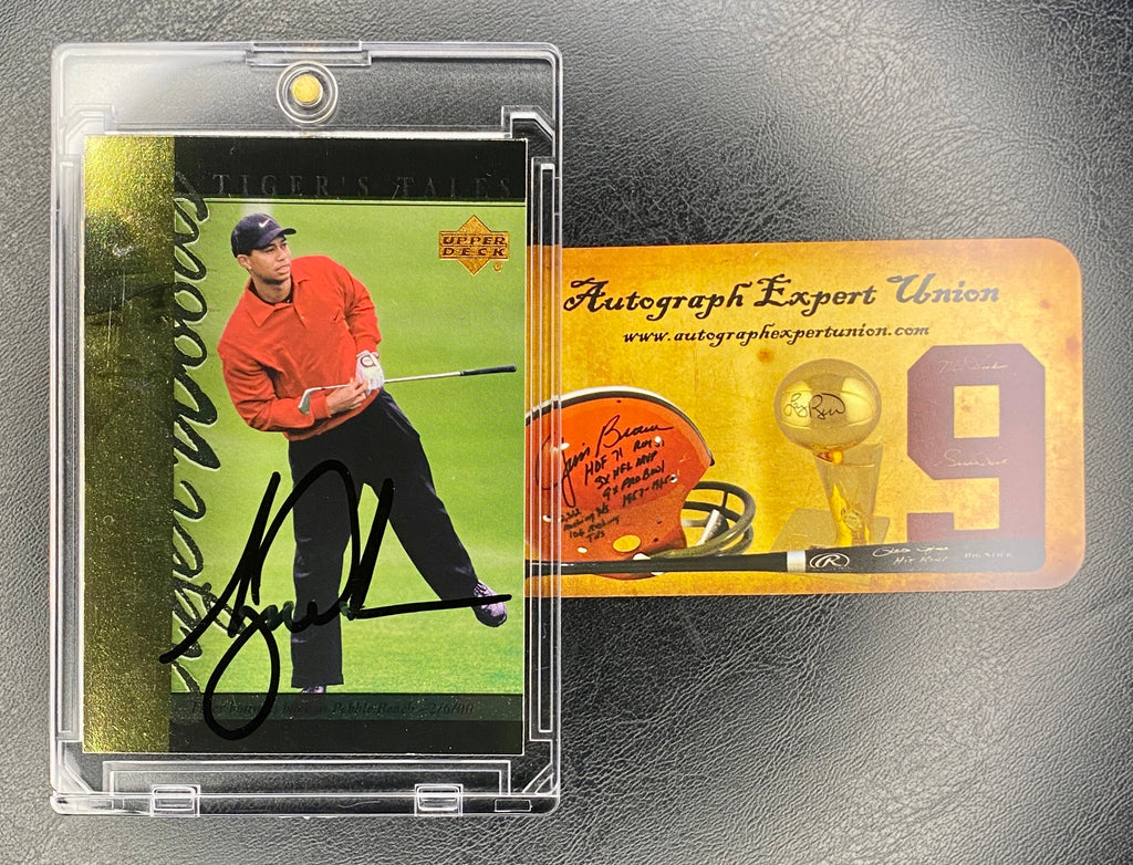 Tiger Woods Signed Card With COA (121245)