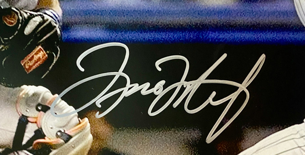 Tino Martinez Signed 16x20 Photo With COA (PC488535) (Yankees)
