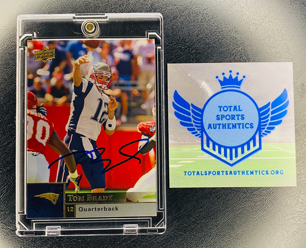 Tom Brady Signed Card With COA (1002223) (Patriots)