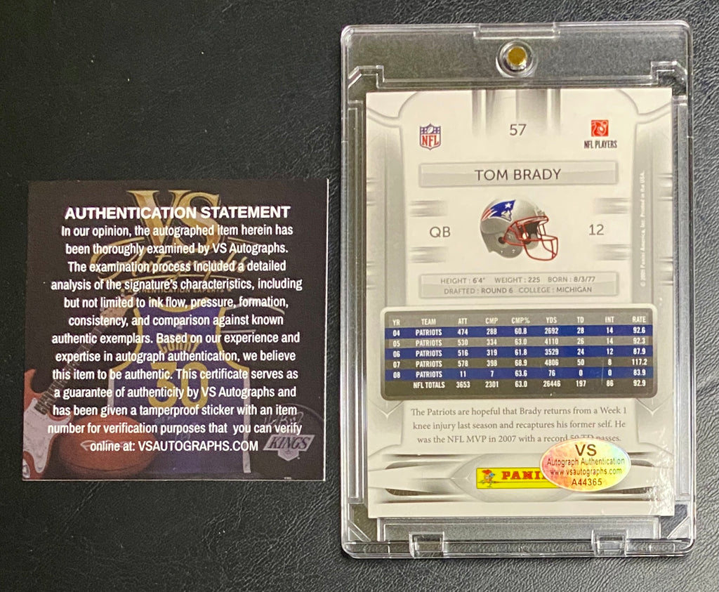 Tom Brady Signed Card With COA (A44365) (Patriots)