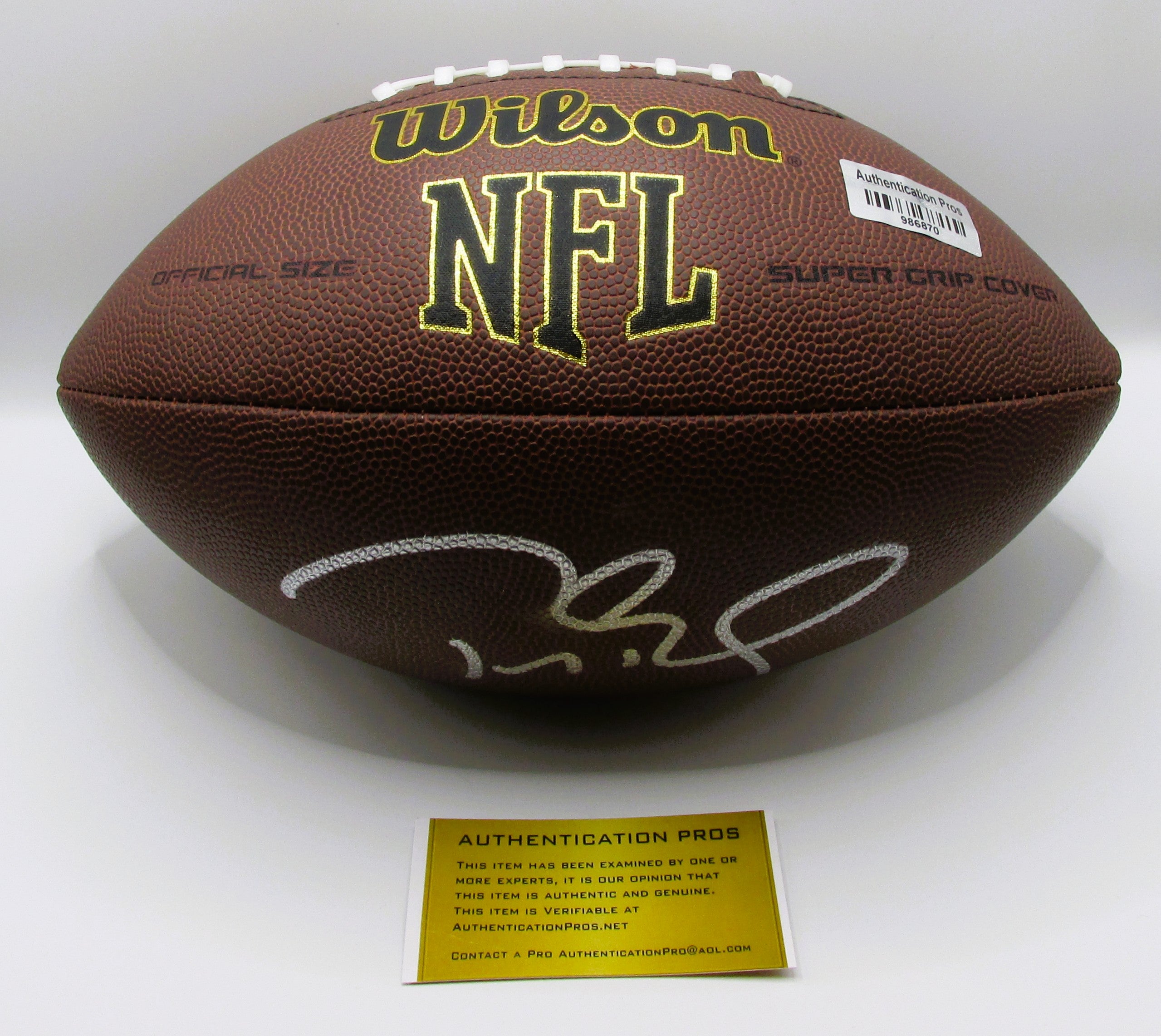 Tom Brady Signed Football With COA (986870) (Patriots, Bucs)