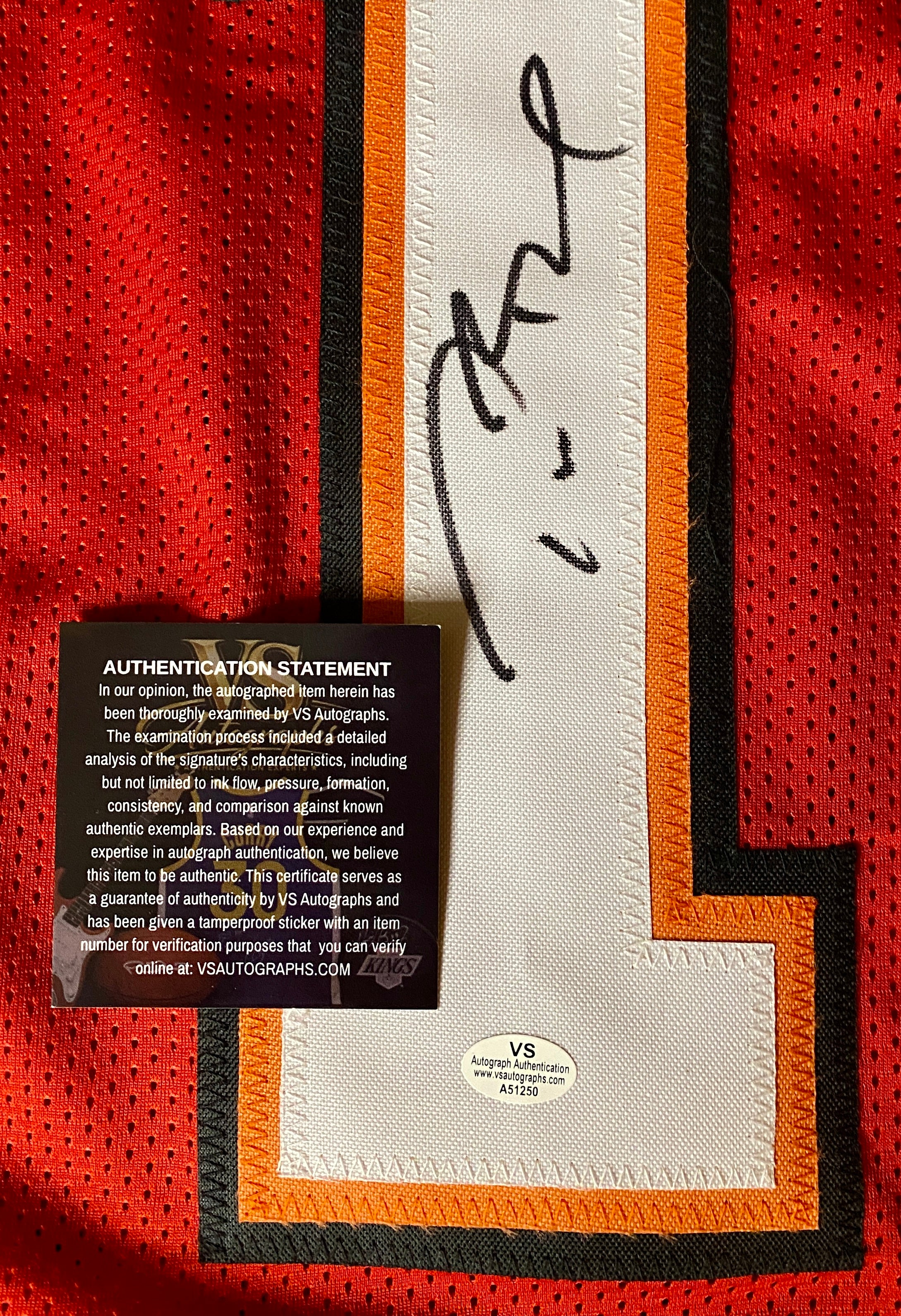 Tom Brady Signed Jersey With COA (A51250) (Bucs)