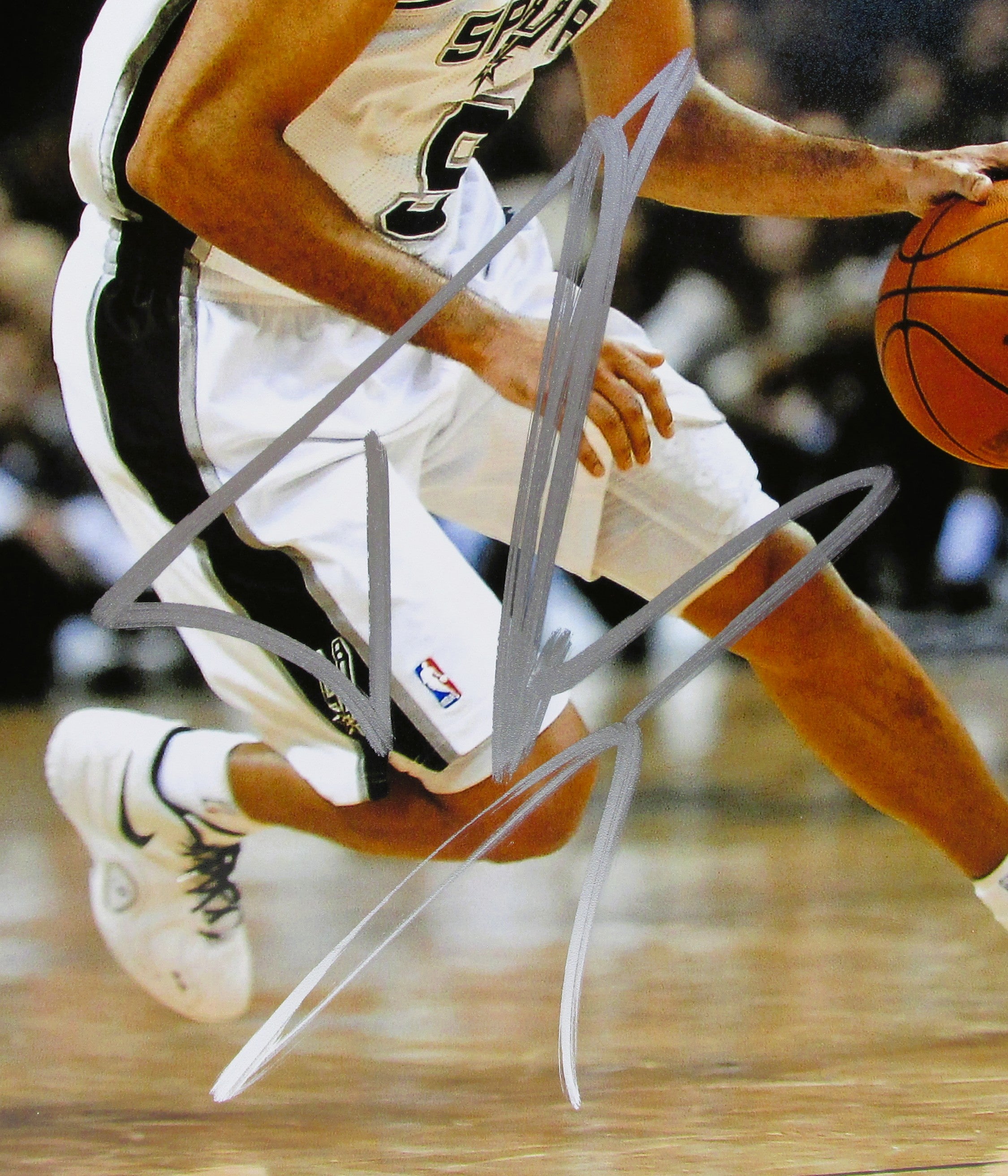 Tony Parker Signed 8x10 Photo With COA (2373241) (Spurs)