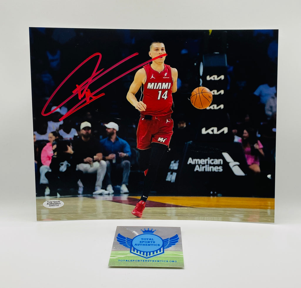 Tyler Herro Signed 8x10 Photo With COA (3203710) (Heat)