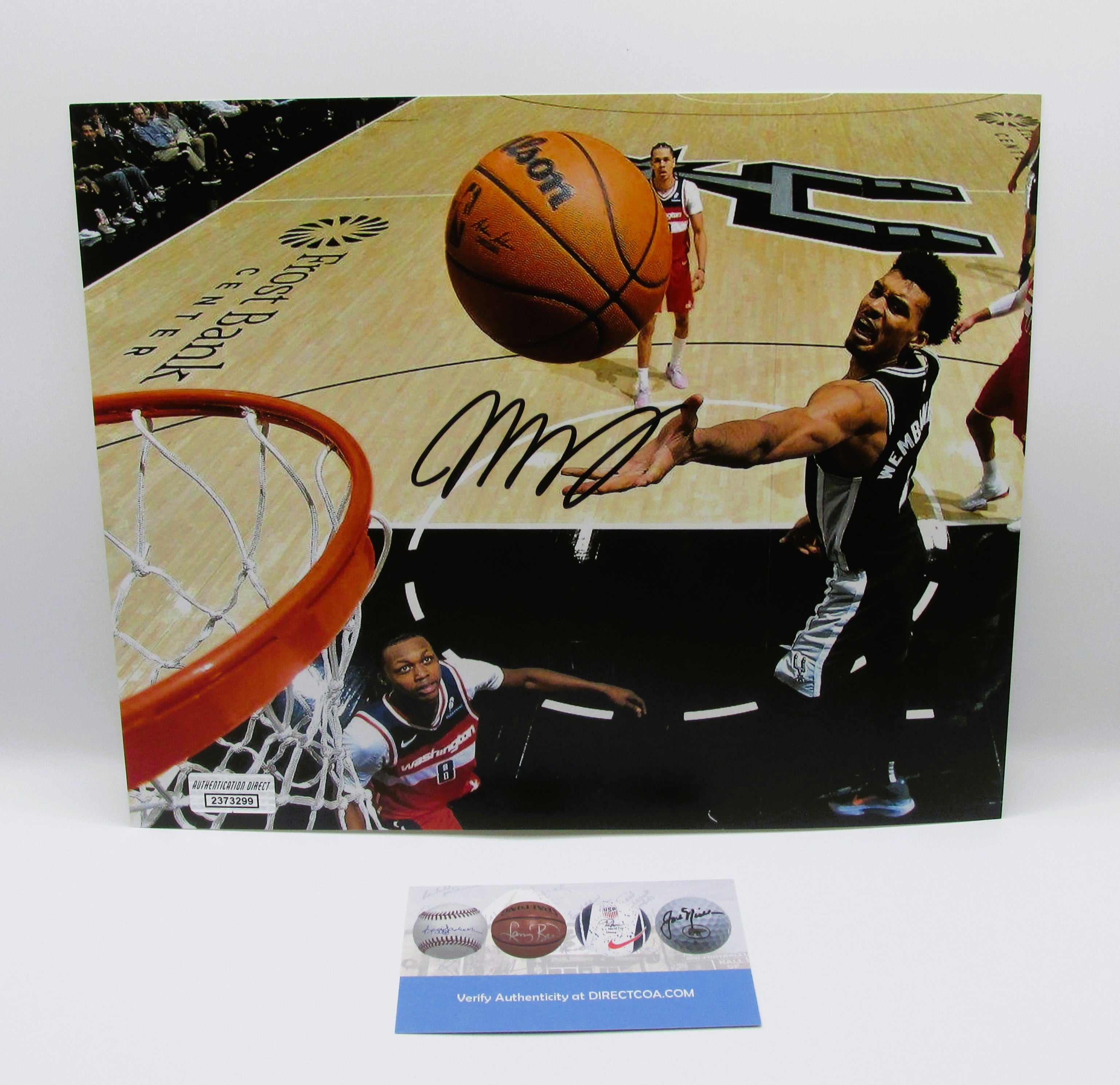 Victor Wembanyama Signed 8x10 Photo With COA (2373299) (Spurs)
