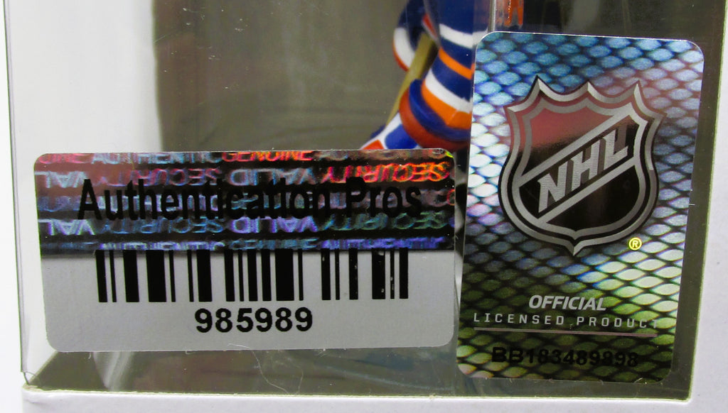 Wayne Gretzky Signed Funko in Case With COA (985989) (Oilers) - See Note Re: COA