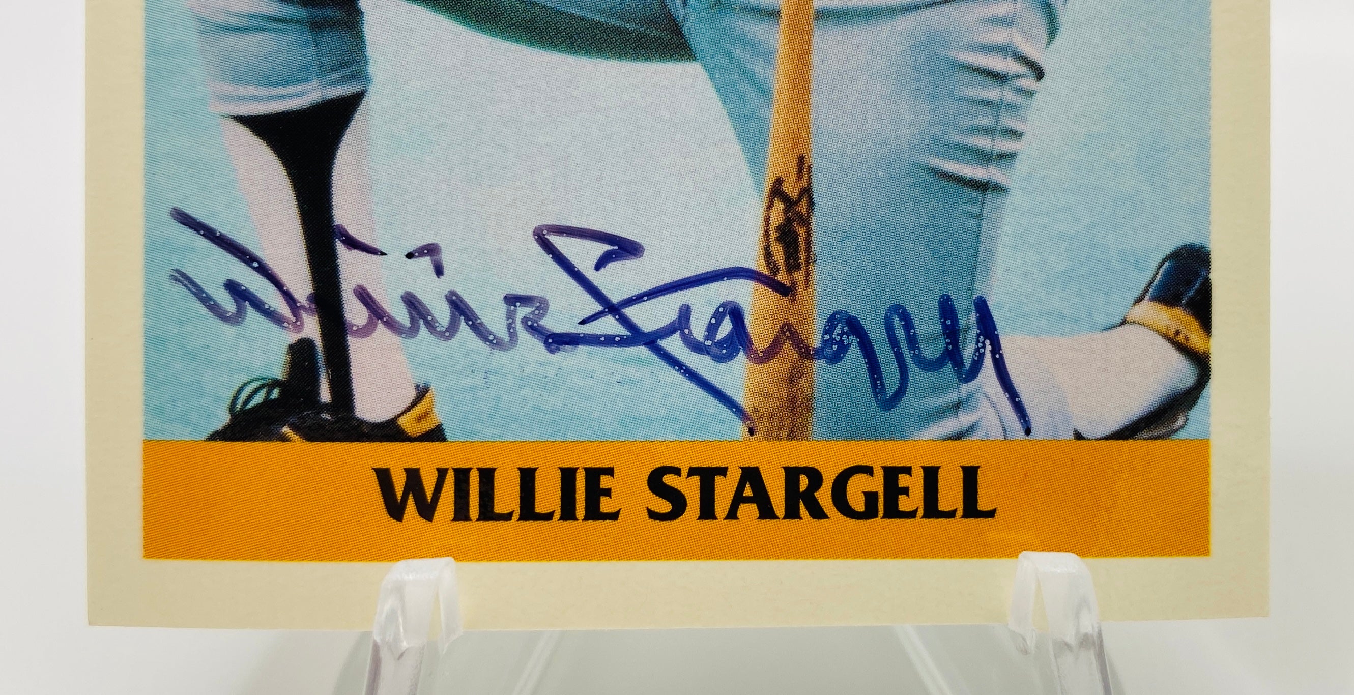 Willie Stargell Signed Card With COA + Additional Cards (Pirates)
