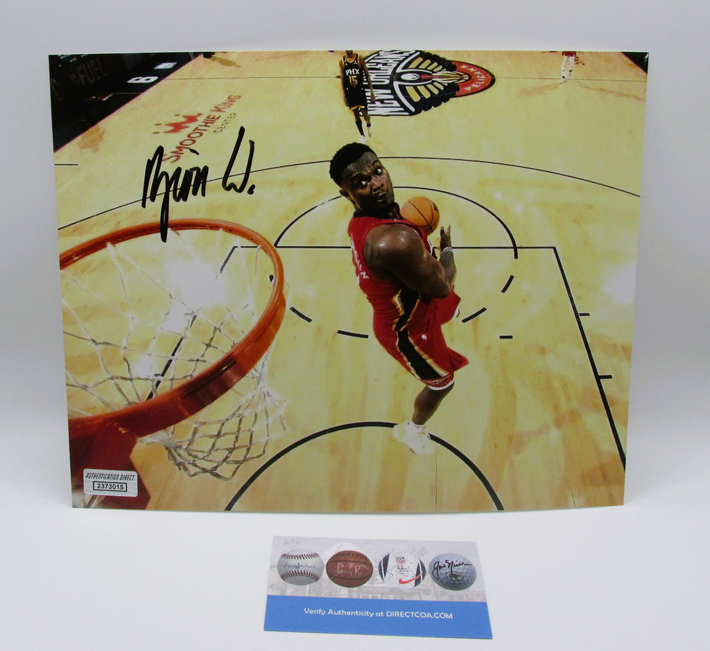 Zion Williamson Signed 8x10 Photo With COA (2373015) (Pelicans)