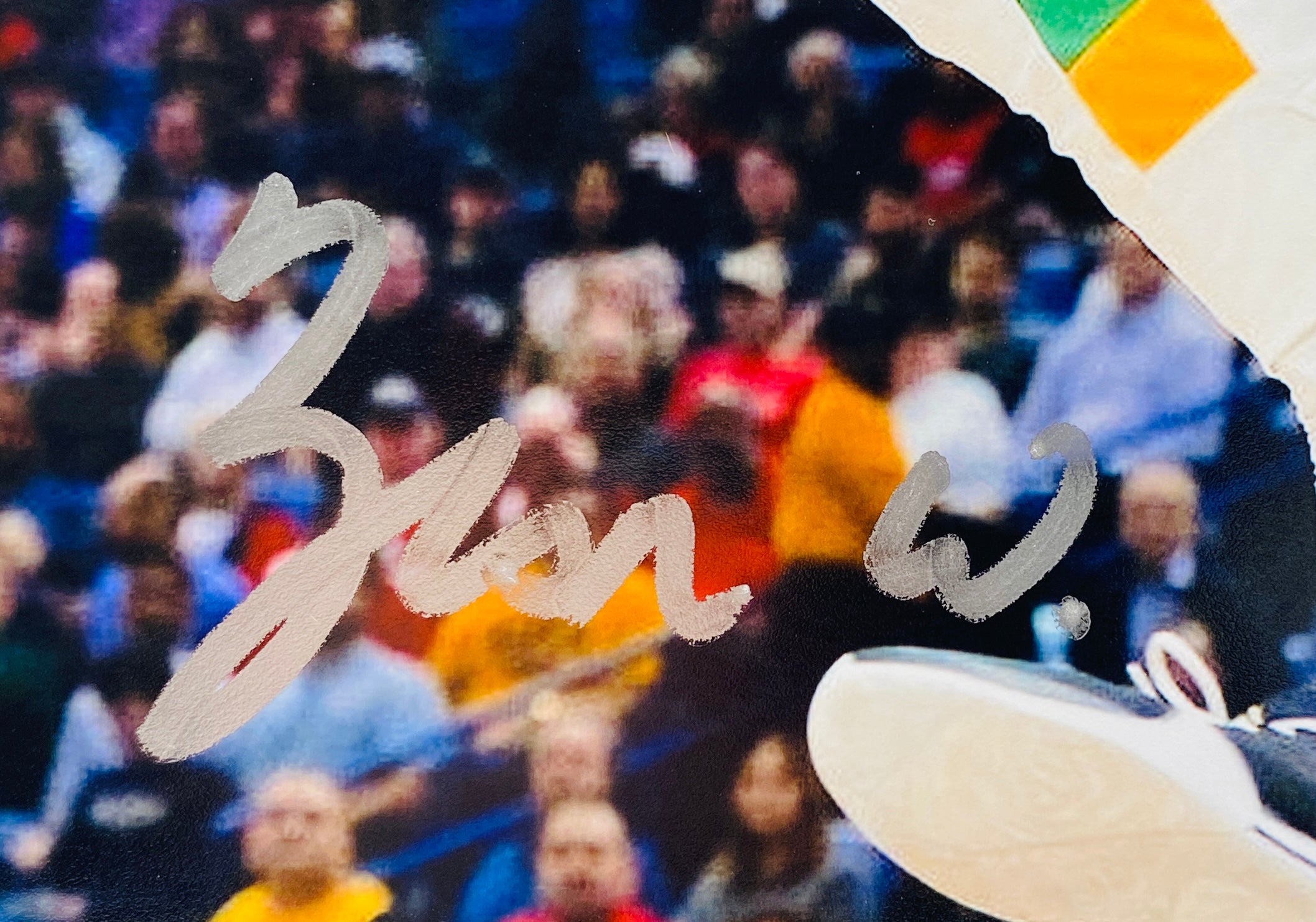 Zion Williamson Signed 8x10 Photo With COA (3019129) (Pelicans)