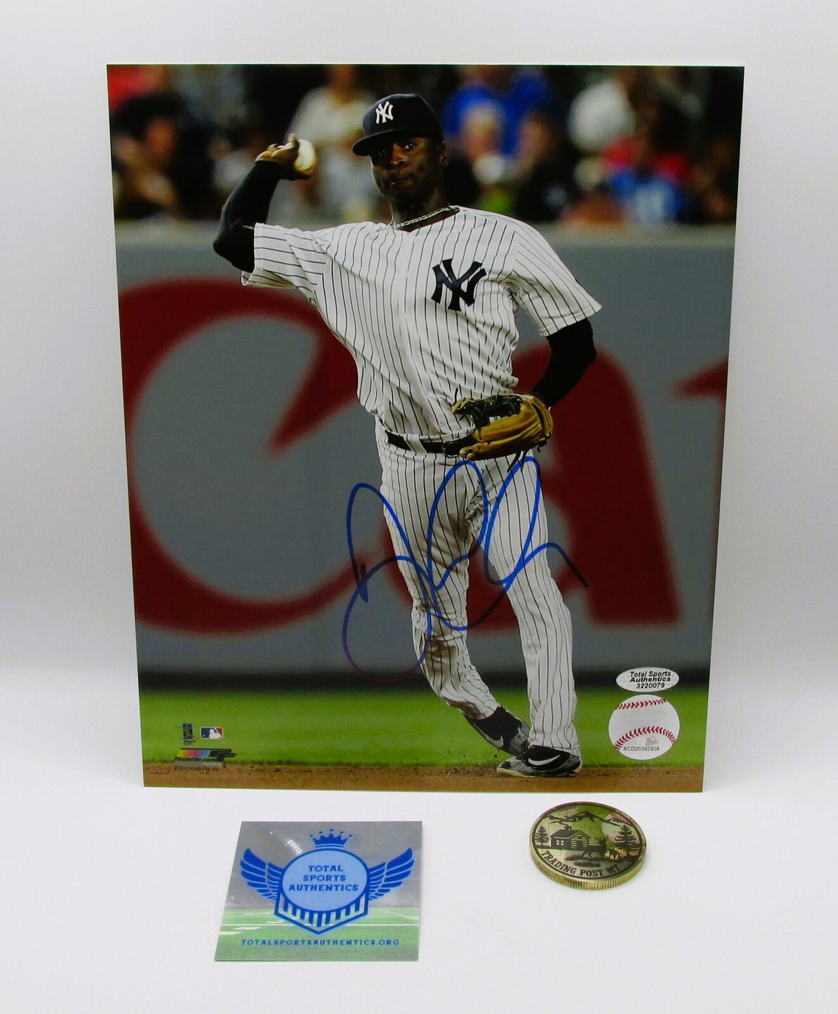 Didi Gregorious Signed 8x10 Photo With COA (3220079)