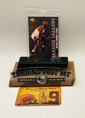 Michael Jordan Signed Card With COA (121128) (Bulls)