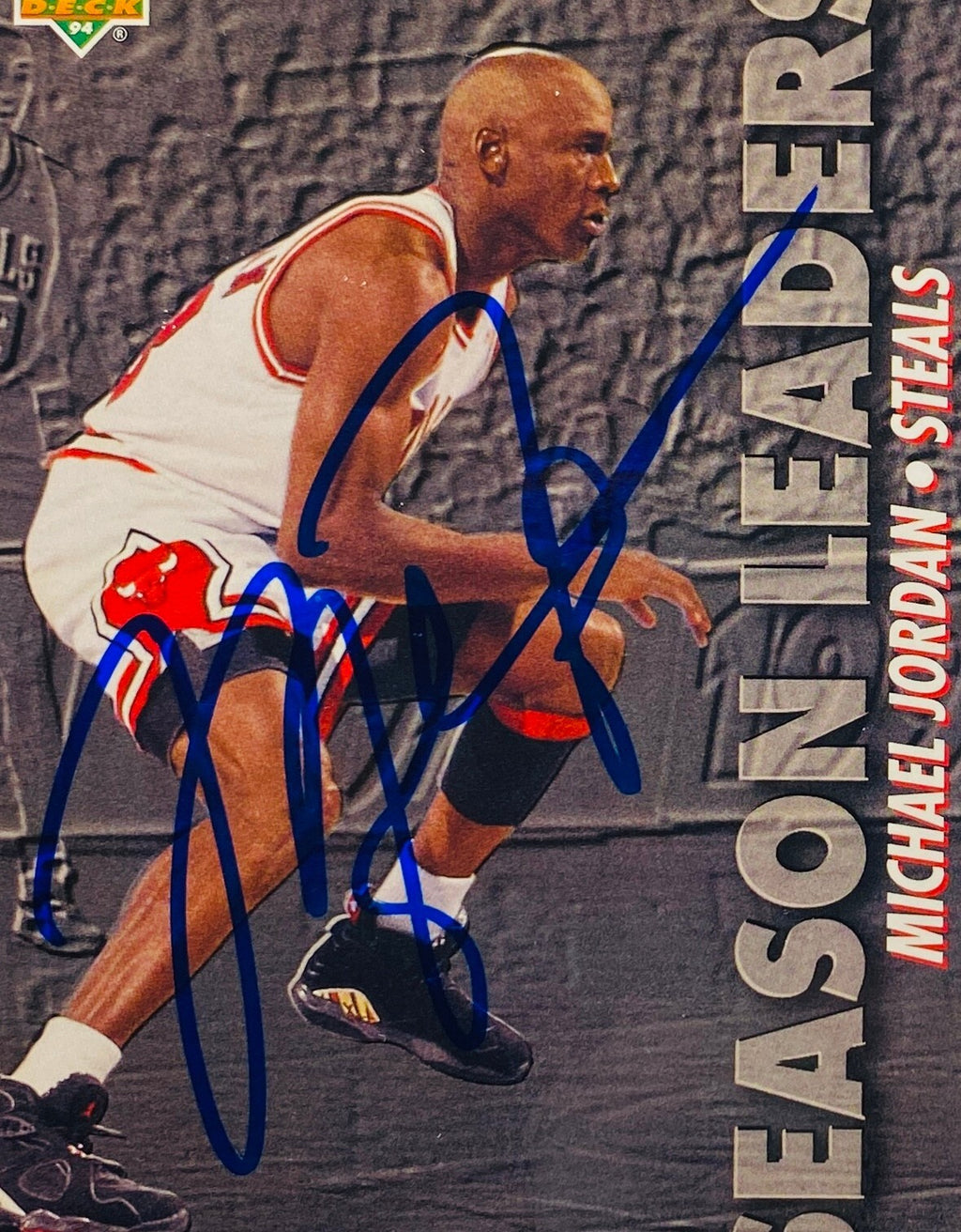 Michael Jordan Signed Card With COA (121128) (Bulls)