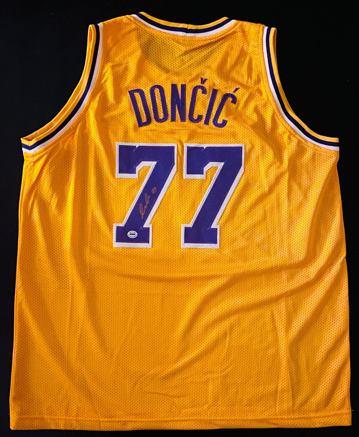 Luka Doncic Signed Jersey With COA (A46766)