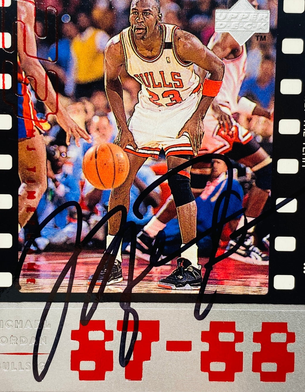 Michael Jordan Signed Card With COA (120980) (Bulls)